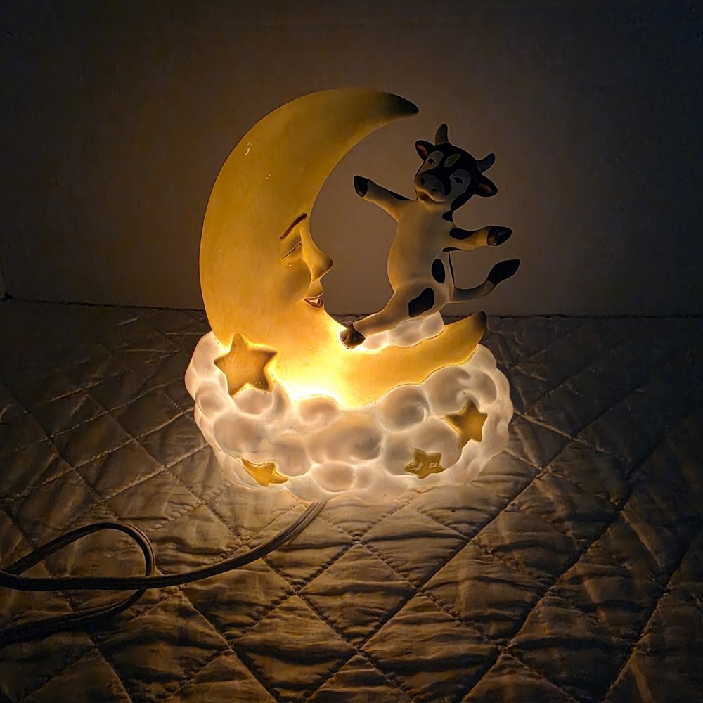 Fine Porcelain Cow Jumps Over The Moon Nightlight Figurine On/Off‎ Switch